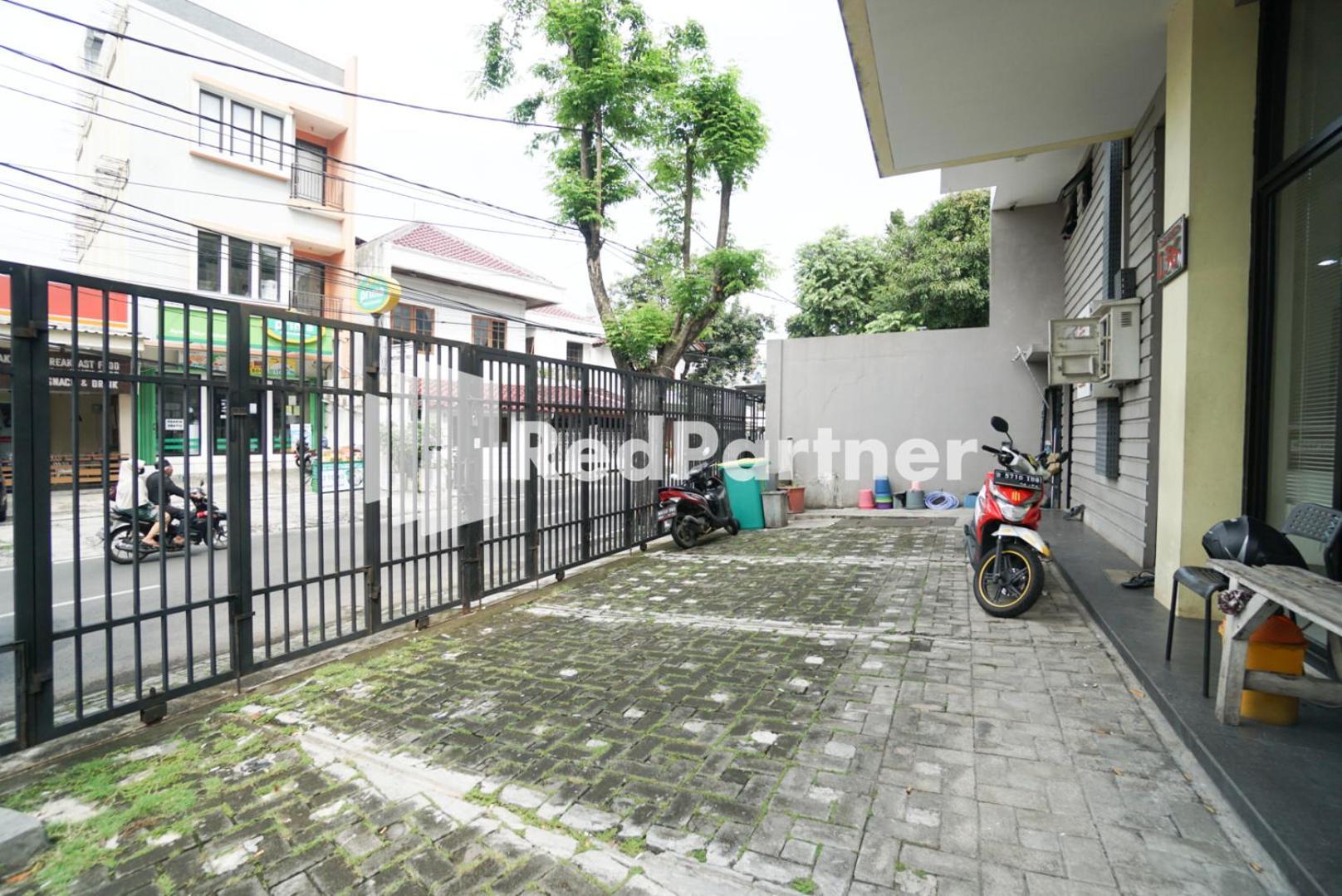 Toba Mansion Syariah Near Benhil Redpartner Hotel Jakarta Eksteriør billede